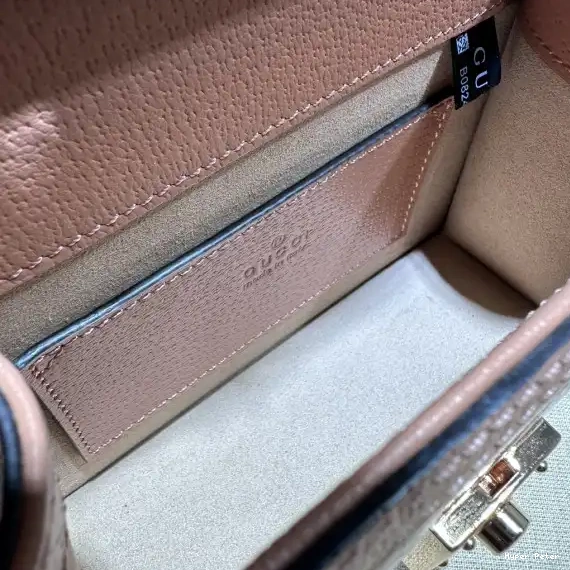 Hyper Peter HANDLE MATELASSÉ BAG GG GUCCI TOP SMALL 0517